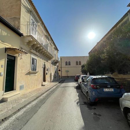 מלון נוטו Casa Crispi מראה חיצוני תמונה