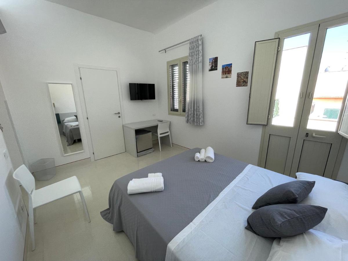 מלון נוטו Casa Crispi מראה חיצוני תמונה