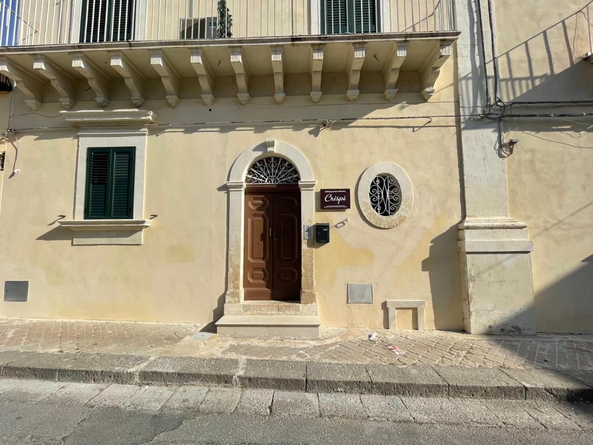 מלון נוטו Casa Crispi מראה חיצוני תמונה