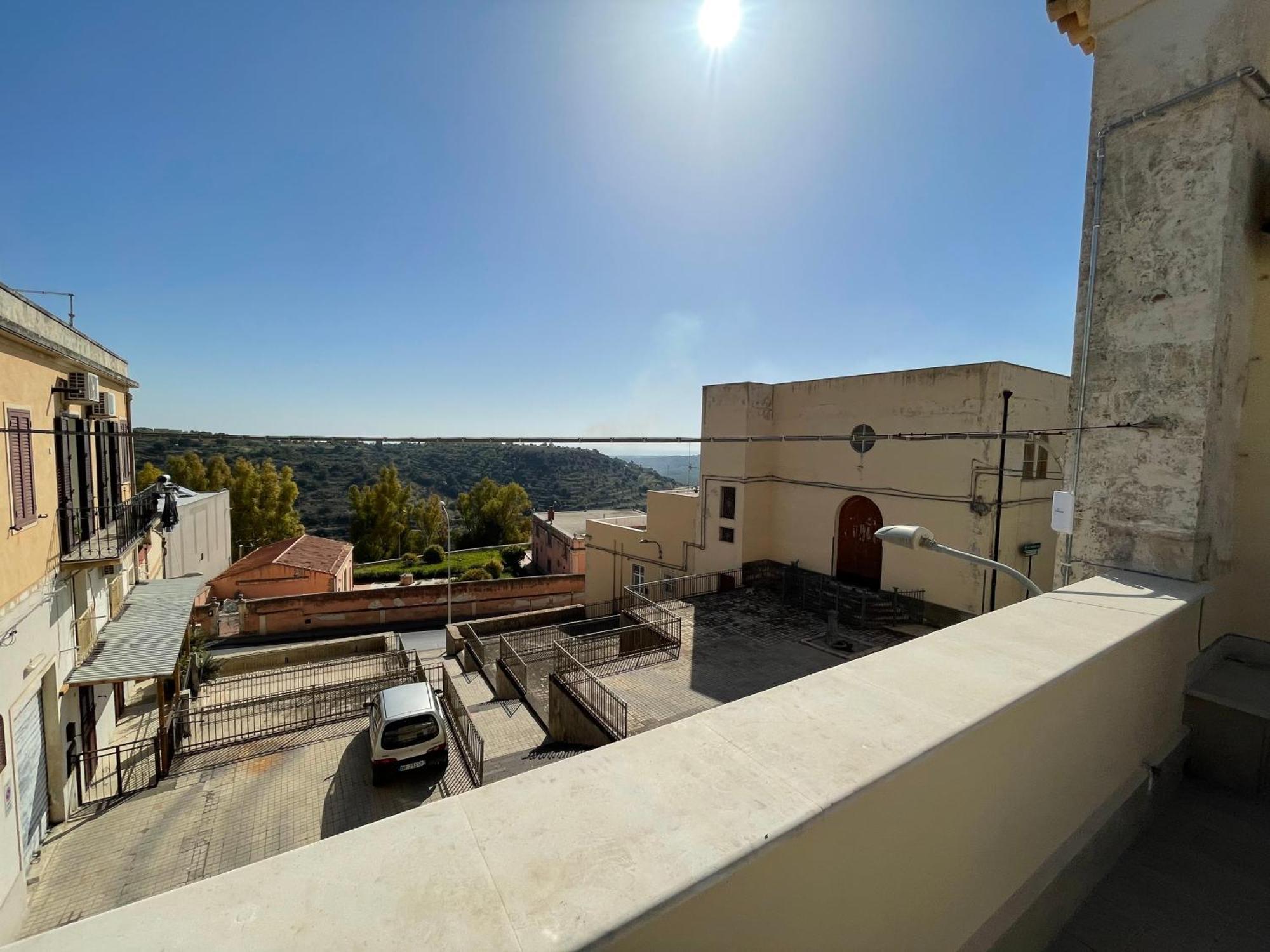 מלון נוטו Casa Crispi מראה חיצוני תמונה